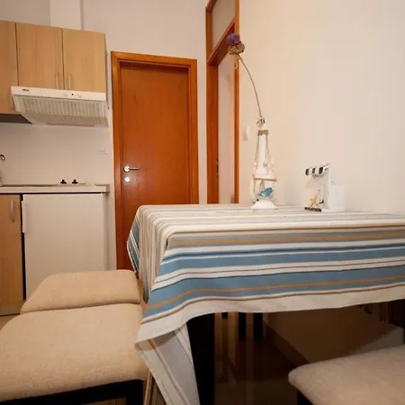 Briest Apartman *