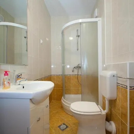 Apartman Briest *